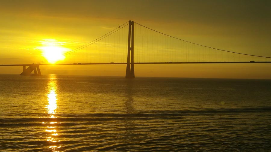 גשר במסלול האוניה