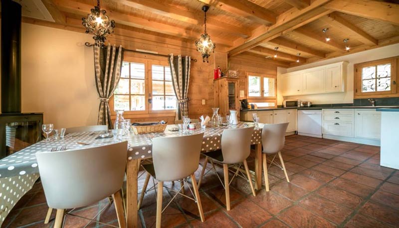 בקתה במורזין