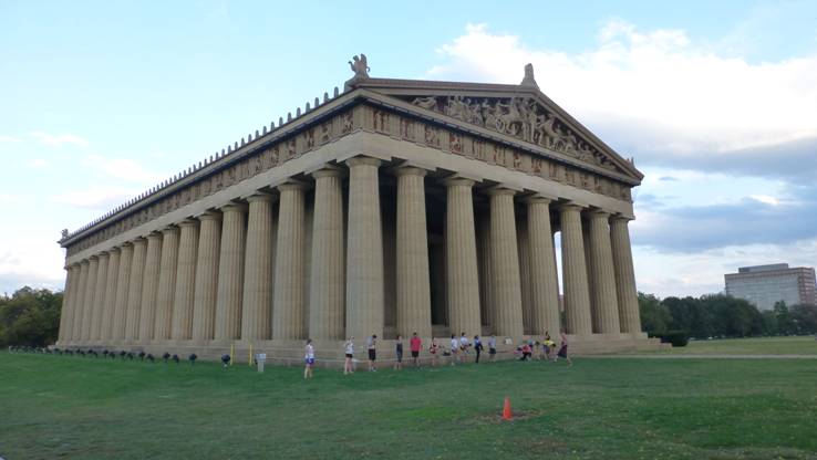 העתק הפרתנון היווני העתיקThe Parthenon