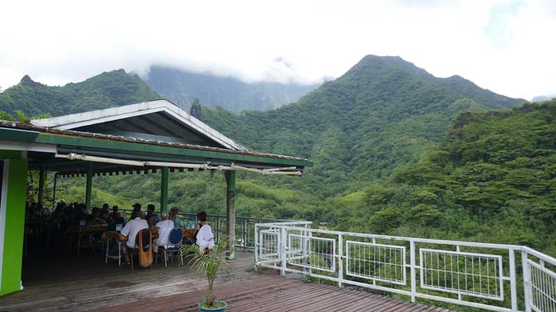 Hotel restaurant in central Tahiti
