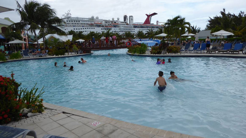 cruise center swimming pool